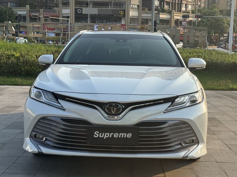 Camry photo 2