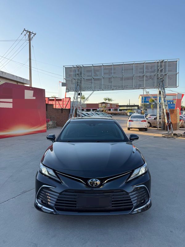 Camry photo 2
