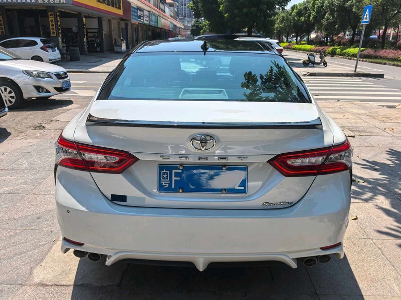 Camry photo 5
