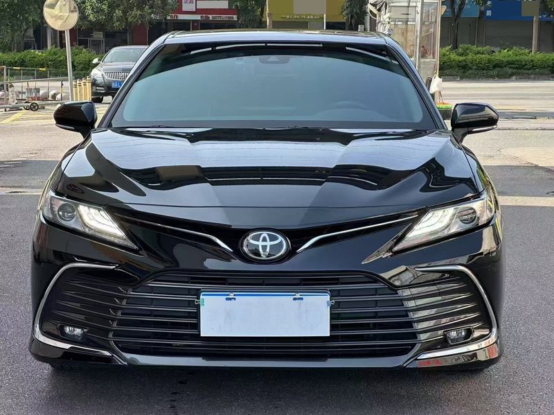 Camry photo 2