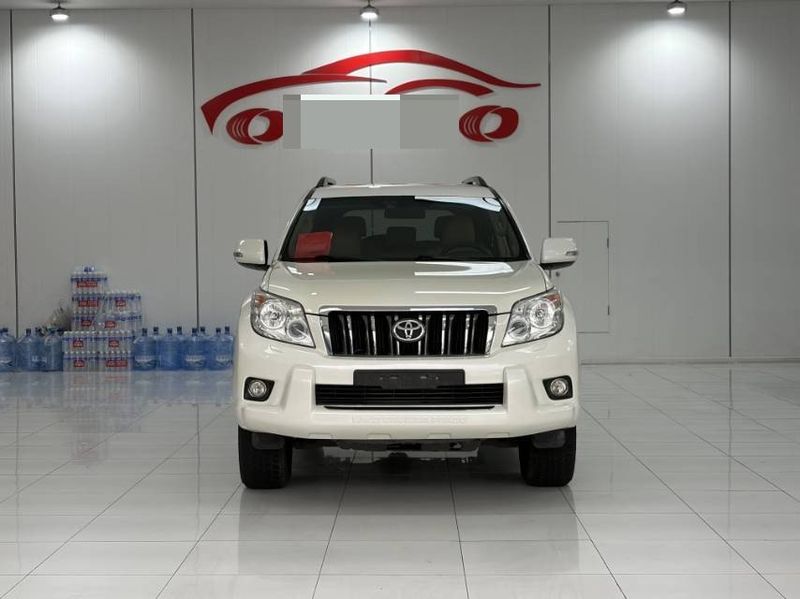 Land Cruiser Prado photo 2