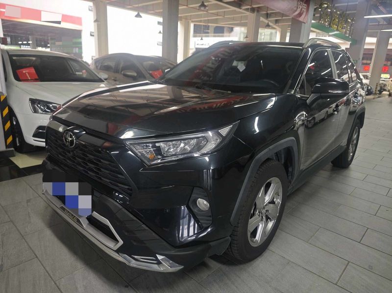 RAV4