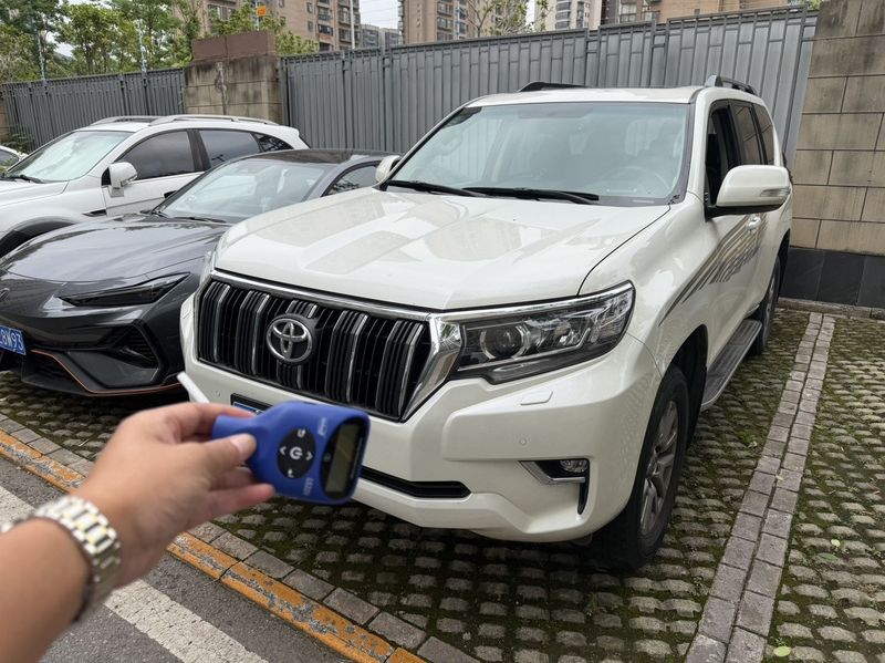 Land Cruiser Prado