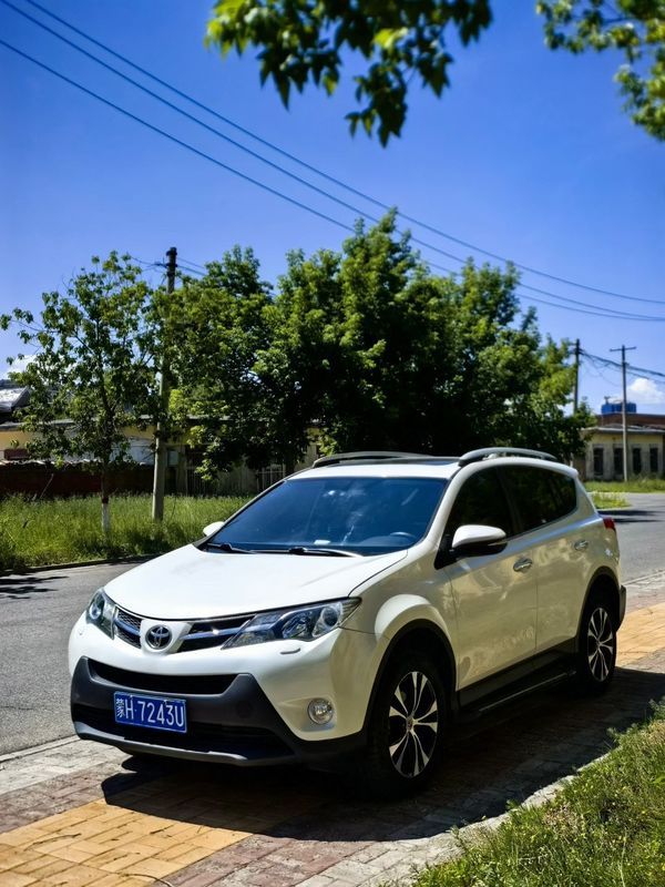 RAV4