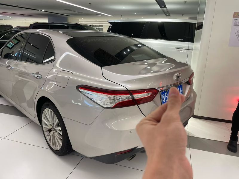 Camry photo 2