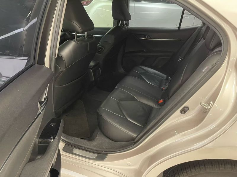 Camry photo 4