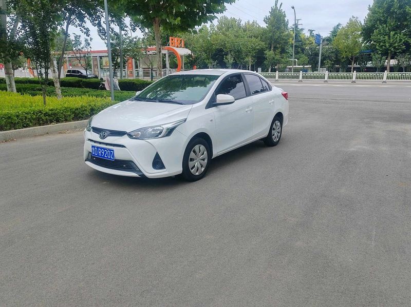 Yaris