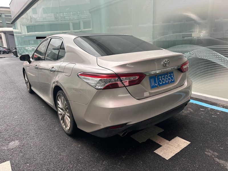 Camry photo 3