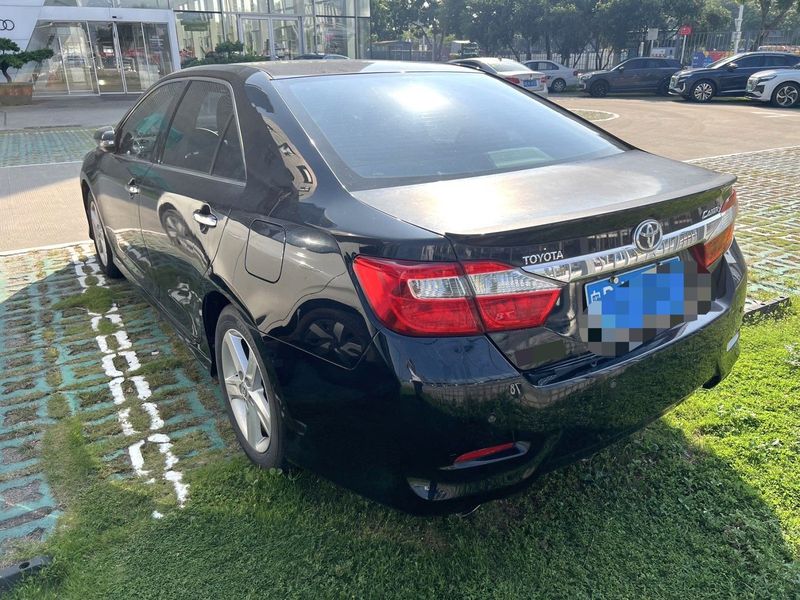 Camry photo 2