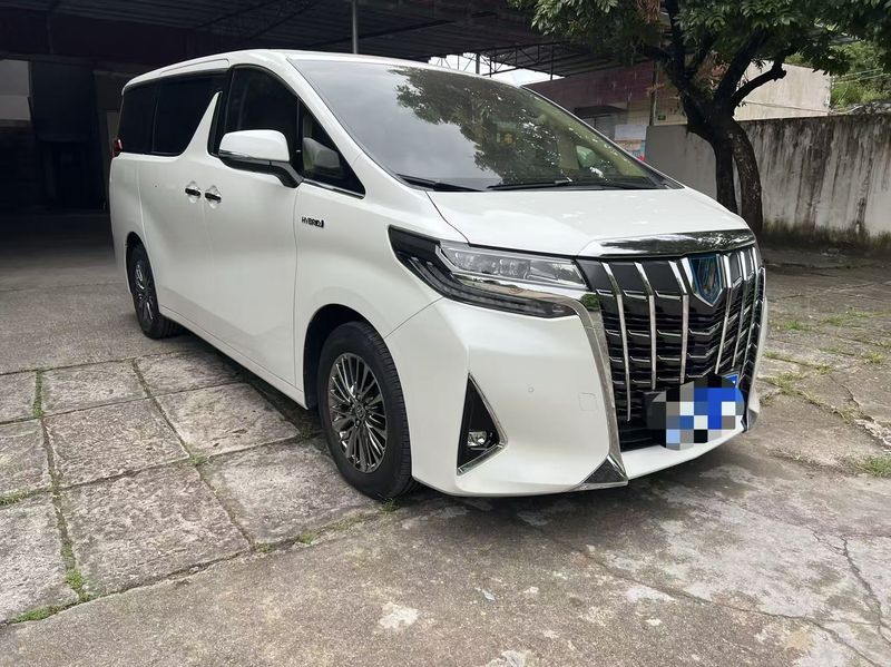 Alphard photo 3