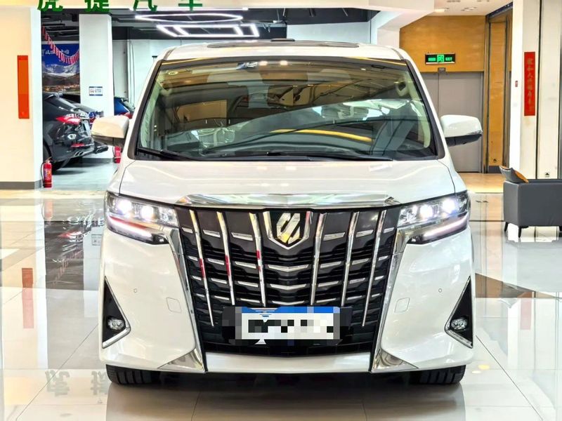 Alphard photo 2