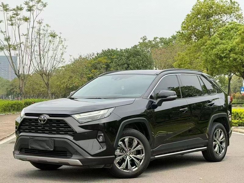 RAV4