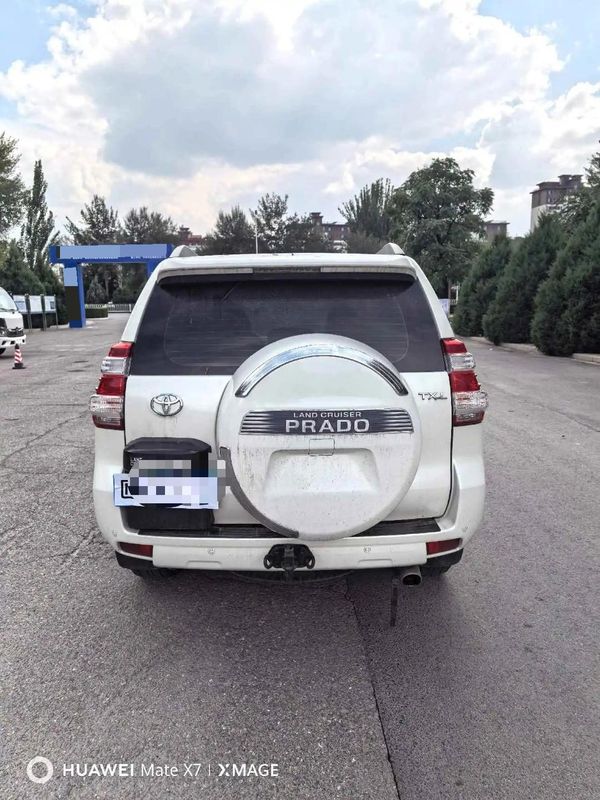 Land Cruiser Prado photo 4