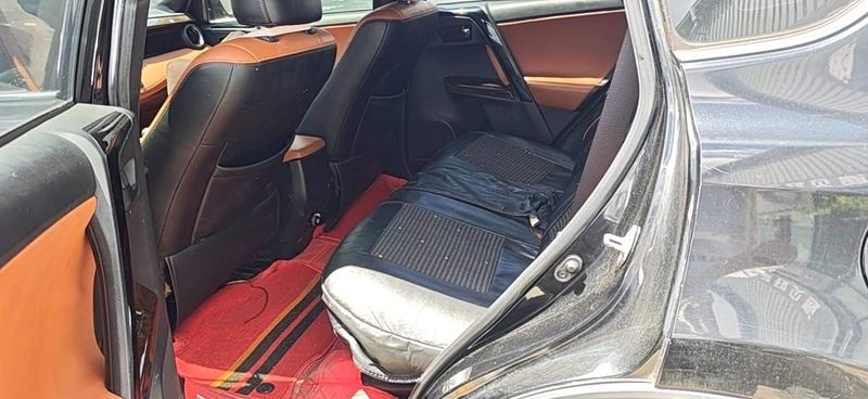 RAV4 photo 3