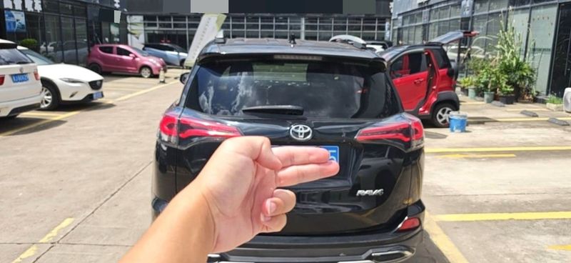 RAV4 photo 5