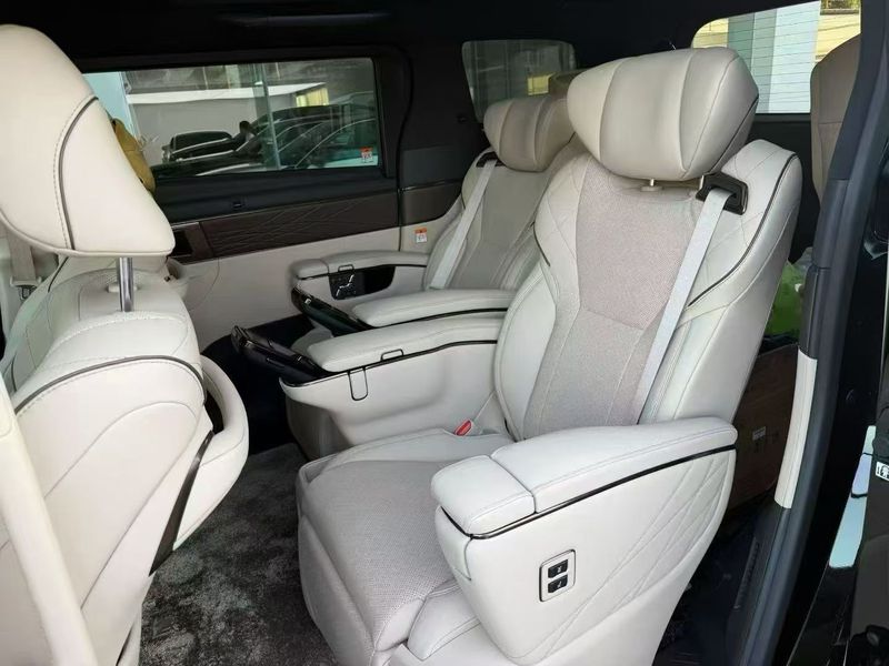 Alphard photo 3