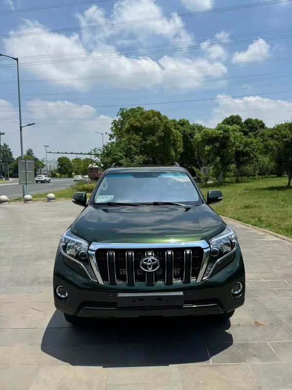 Land Cruiser Prado photo 3