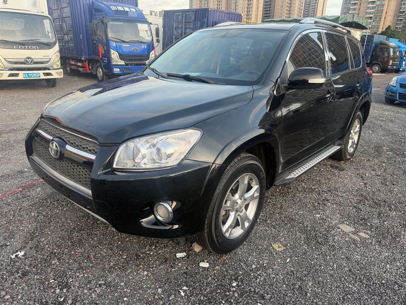 RAV4
