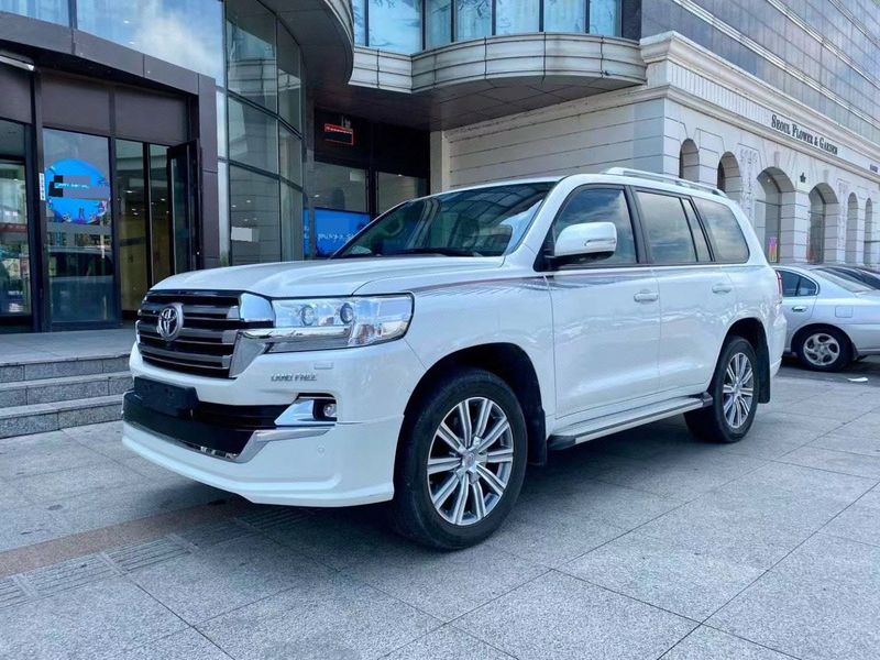 Land Cruiser