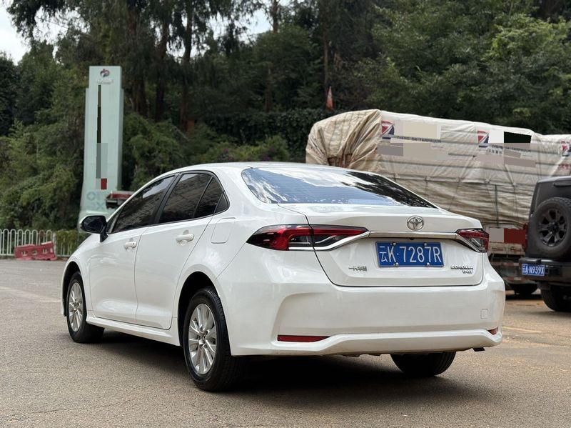 Corolla photo 4