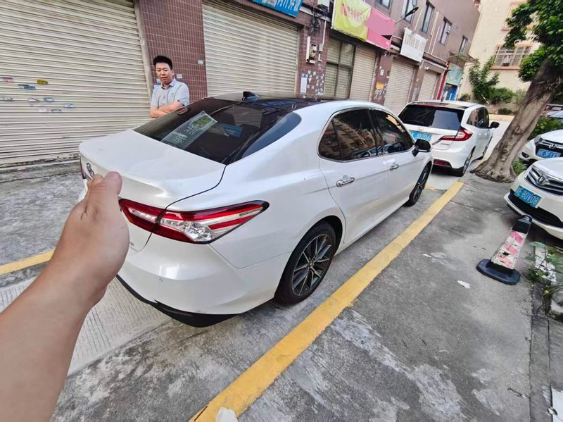 Camry photo 5
