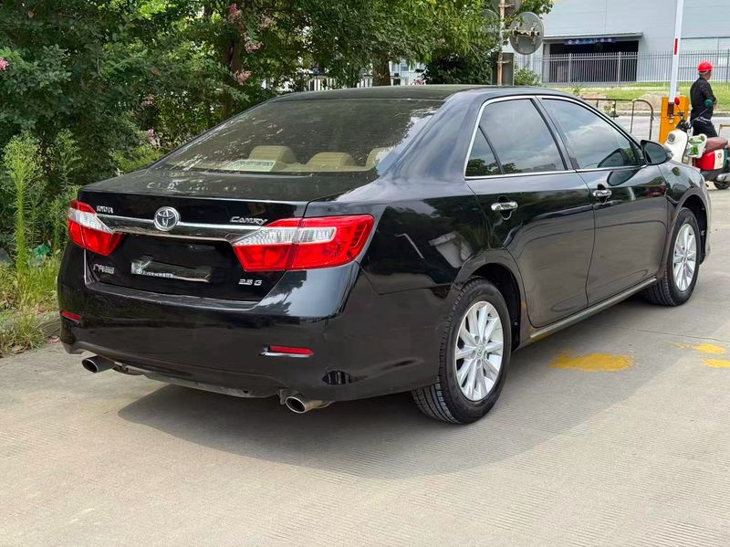 Camry photo 2