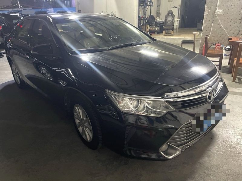 Camry photo 2