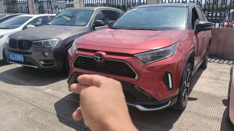 RAV4