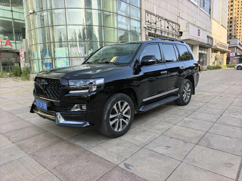 Land Cruiser