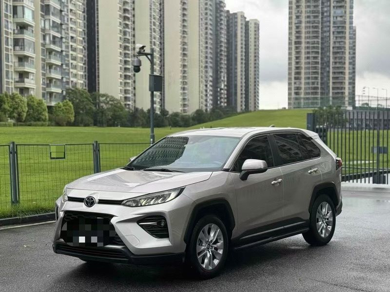 RAV4