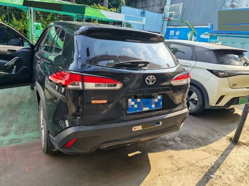Corolla Cross photo 5