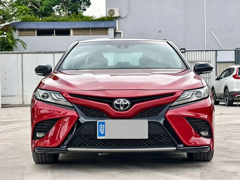 Camry photo 2