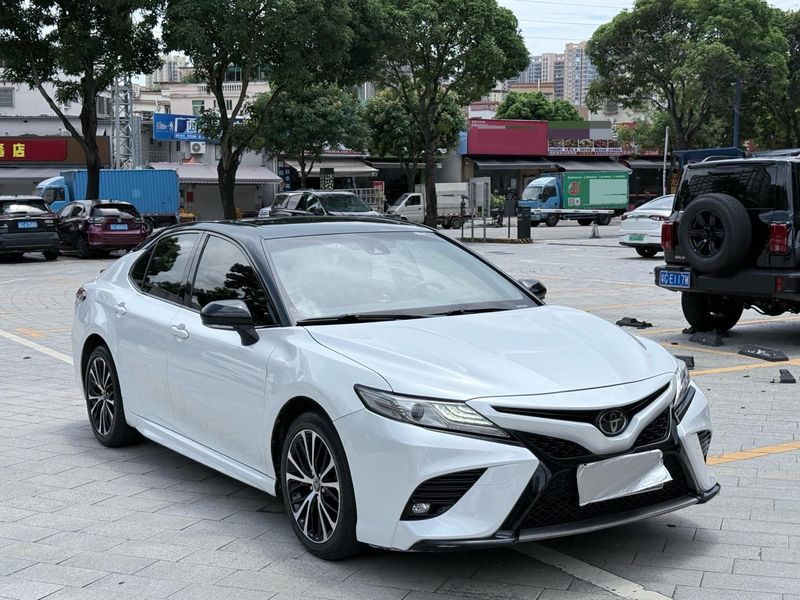 Camry photo 3