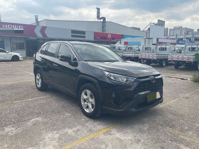 RAV4 photo 3