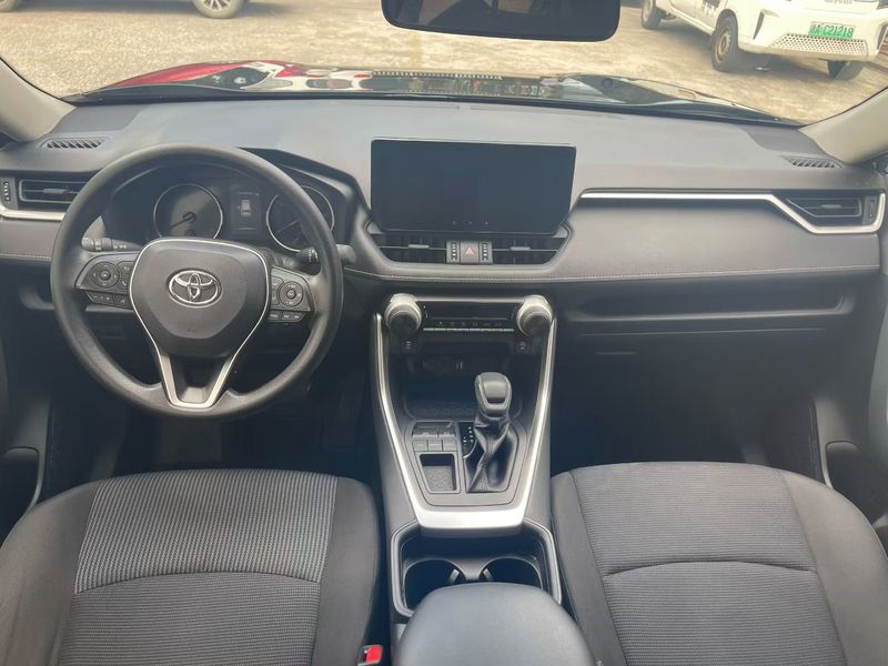 RAV4 photo 5