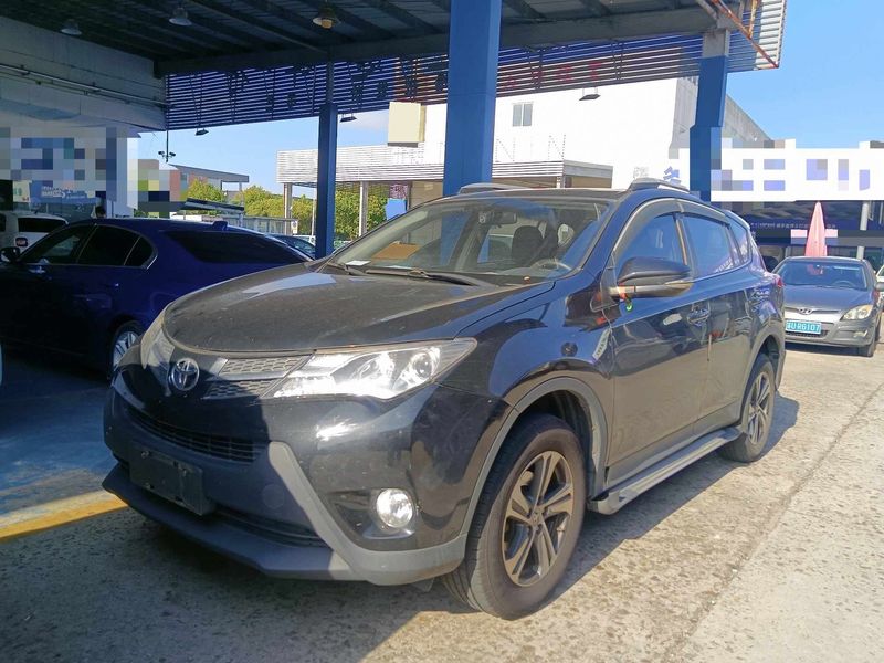 RAV4