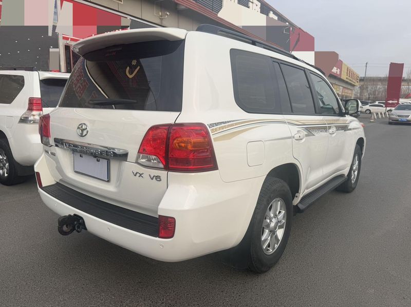 Land Cruiser photo 5