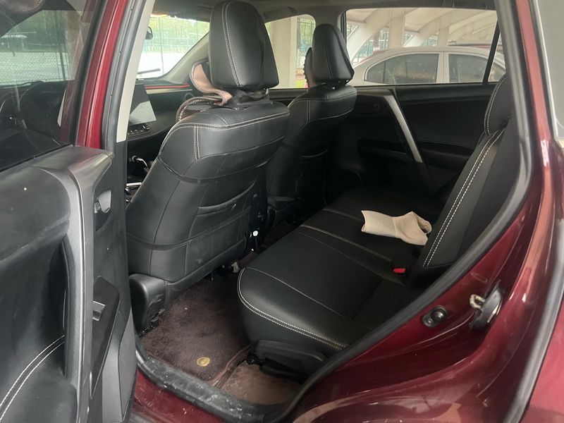 RAV4 photo 2