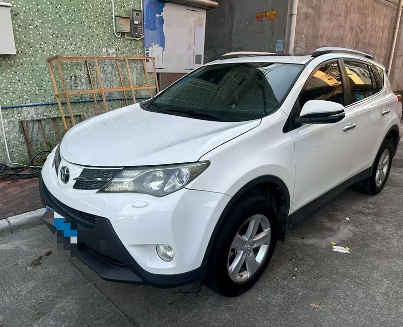 RAV4