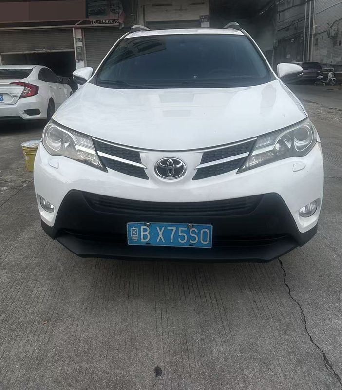 RAV4 photo 2