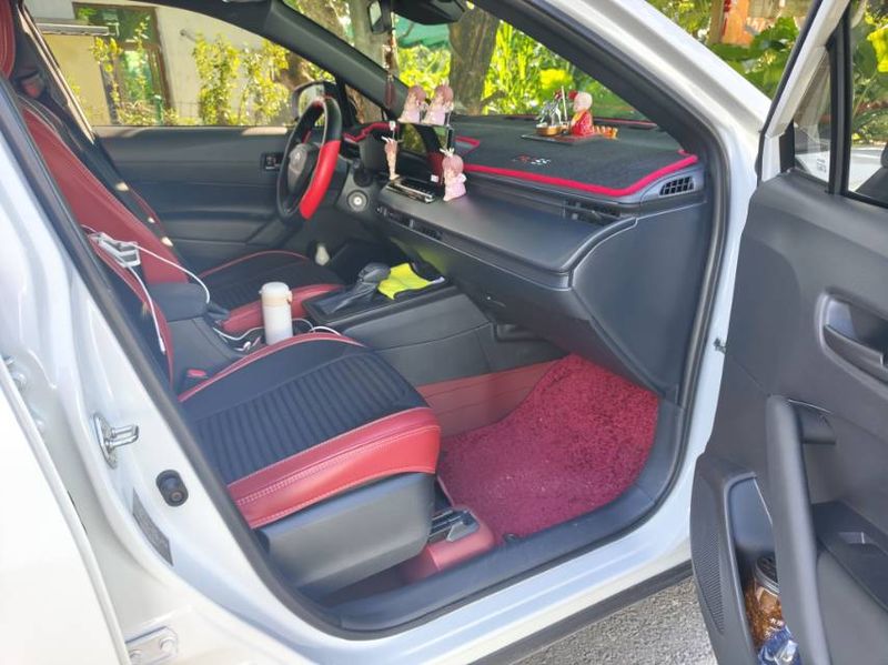 Corolla Cross photo 5