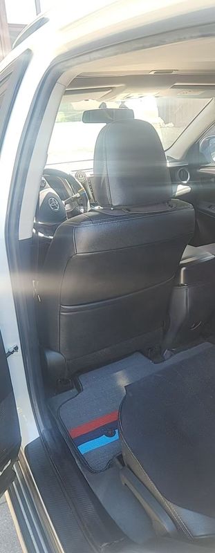 RAV4 photo 4