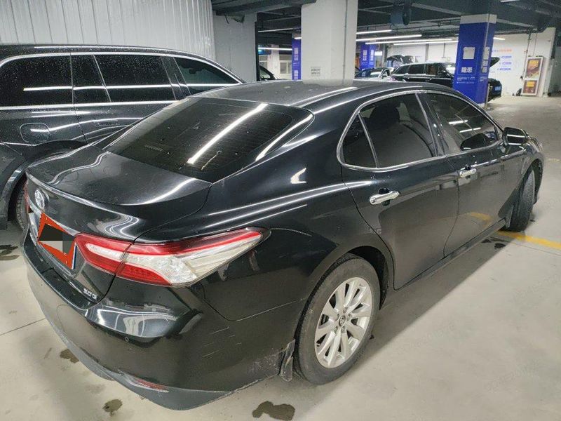 Camry photo 2