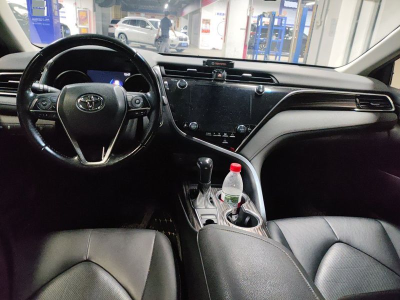Camry photo 3