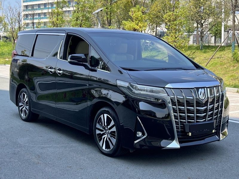 Alphard photo 3
