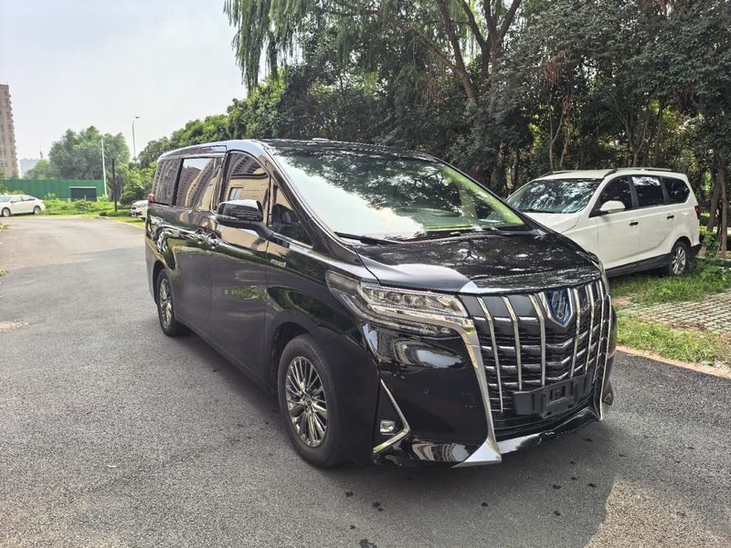 Alphard photo 2