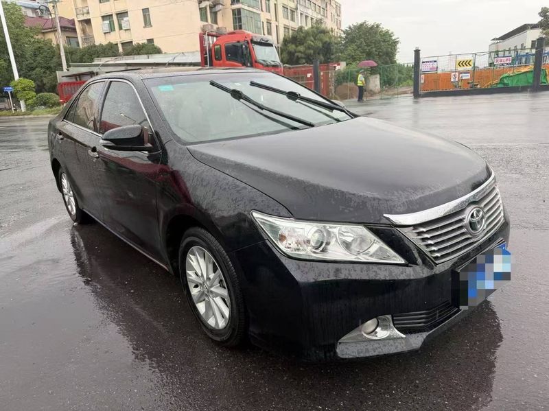 Camry photo 2