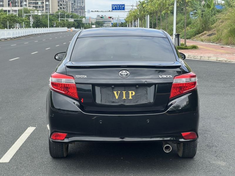 Vios photo 4