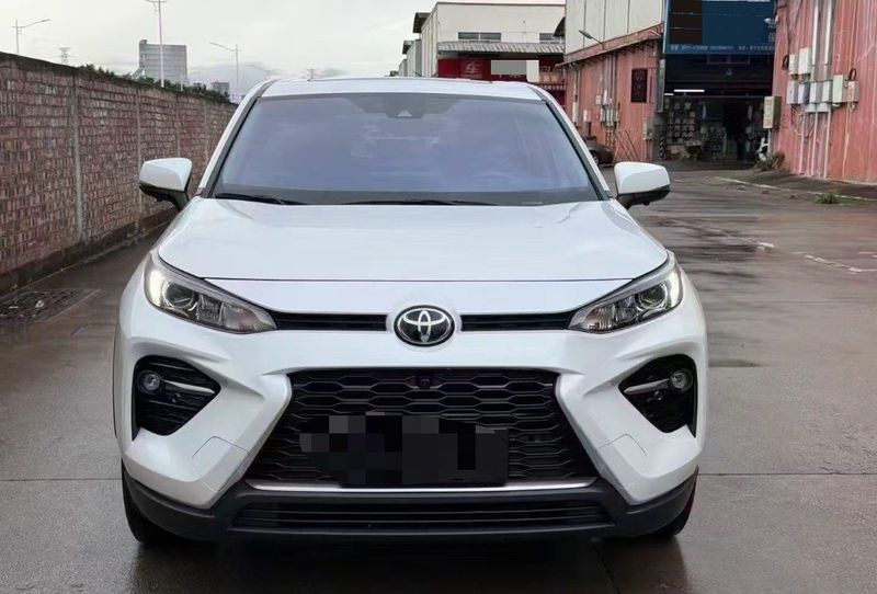 RAV4 photo 2