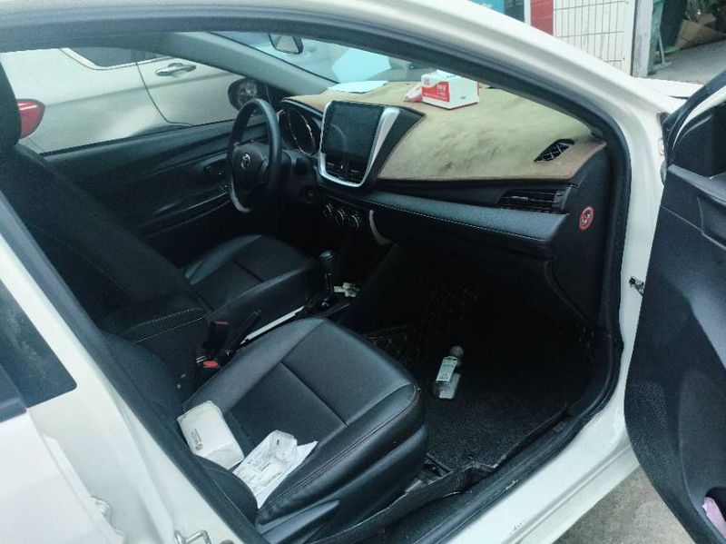Vios photo 5